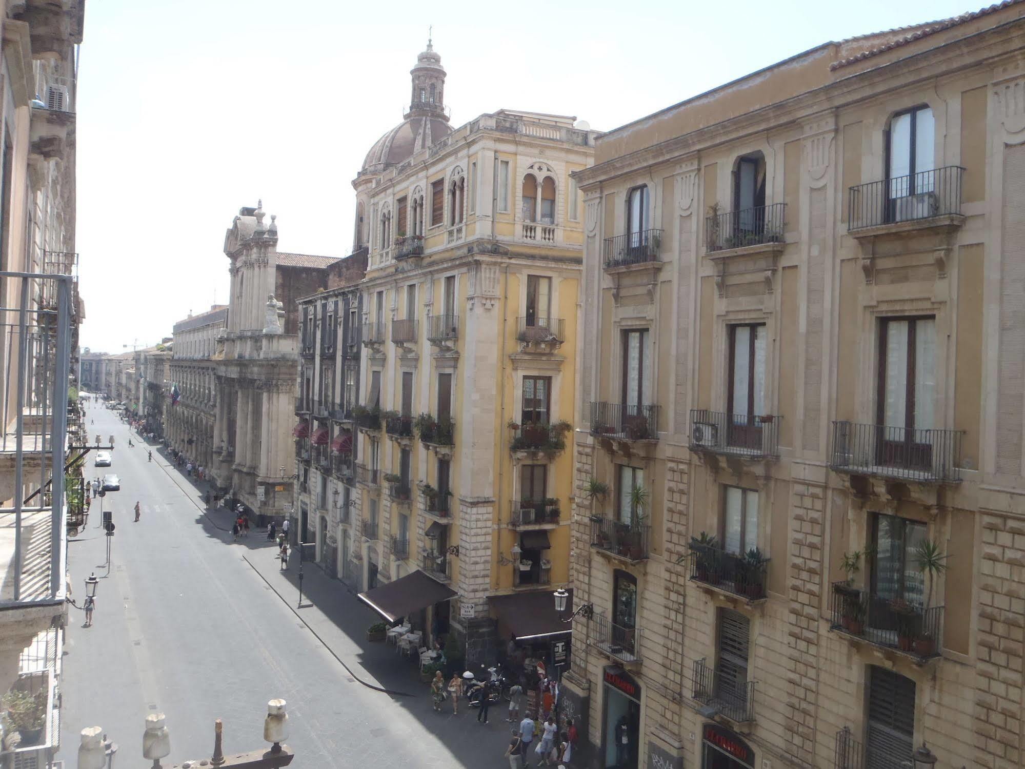 Gianluca'S Room Catania Exterior photo